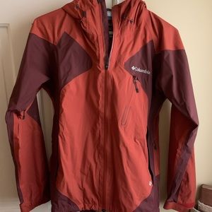 Men’s Columbia Raincoat Size Small